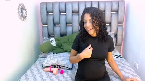 inkedsabrina online show from January 18, 8:51 pm