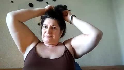Snapshot of inna46_ chatting on January 8, 1:20 pm inna46_ online show from January 8, 1:20 pm