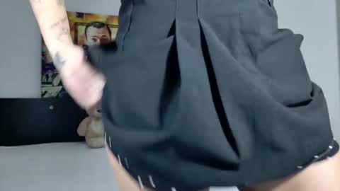 Snapshot of inna_sense chatting on October 7, 5:06 pm inna_sense online show from October 7, 5:06 pm