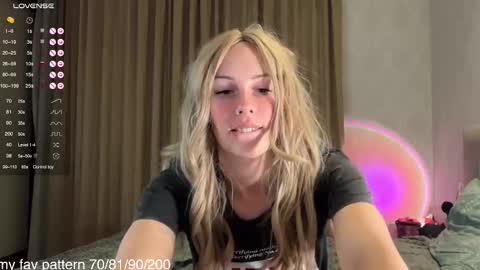 inner_bloom online show from November 3, 3:27 pm