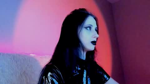 Venera  online show from October 11, 4:31 pm