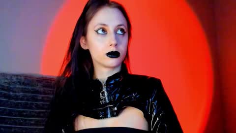 Venera  online show from February 6, 4:21 pm