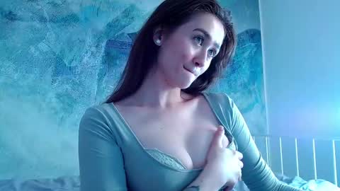 Lina online show from March 29, 2:38 pm