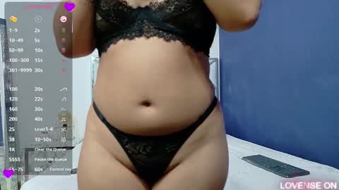 innocenthazel online show from March 11, 2:53 am