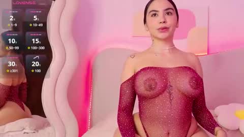 Snapshot of innocentlady_ chatting on October 30, 2:29 pm SELENA  online show from October 30, 2:29 pm