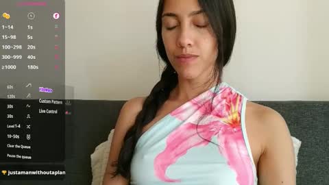 Laroa online show from October 24, 10:06 pm