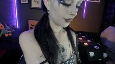   SANIA  online show from September 17, 5:33 pm