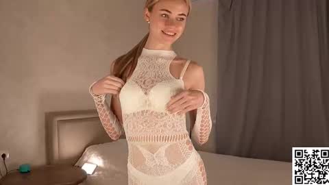 Snapshot of inspiration_in_frame chatting on October 5, 12:21 pm Sully and Kate online show from October 5, 12:21 pm