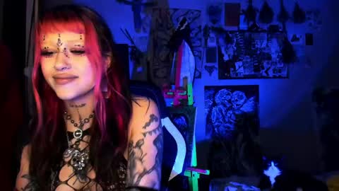 Insunnity666 online show from April 13, 8:20 pm