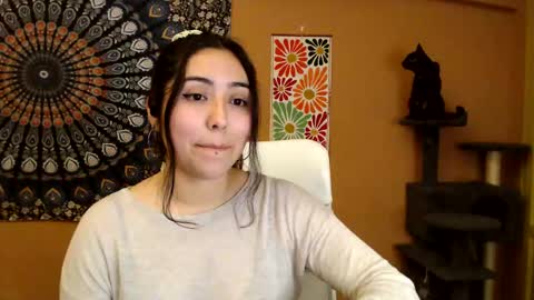 Africa online show from February 13, 5:44 pm