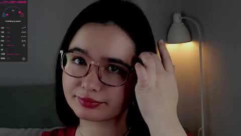 Mia online show from October 20, 1:19 am