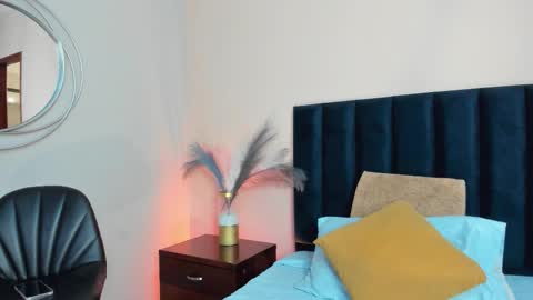 Snapshot of iremlee_ chatting on October 30, 12:57 am Irem Lee online show from October 30, 12:57 am