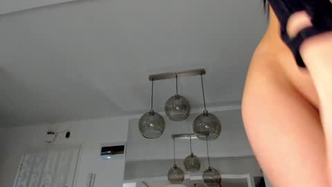 Ir s room online show from January 25, 4:09 pm