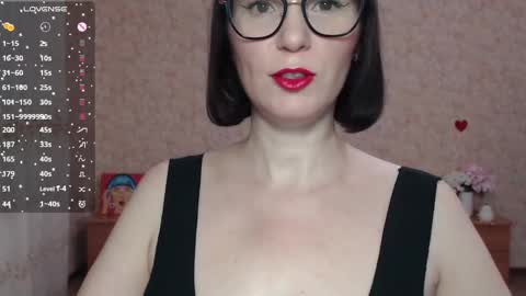 IrenLarasani online show from January 22, 6:42 am