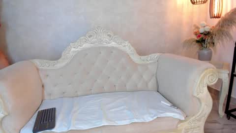 Snapshot of irinnah_lottus chatting on February 6, 7:51 pm Irinnah Lottus online show from February 6, 7:51 pm