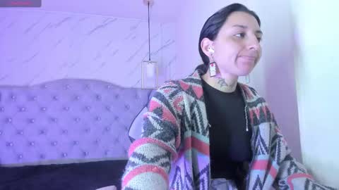 iris_77 online show from September 30, 6:35 pm