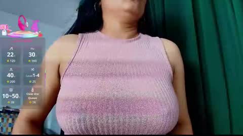 Snapshot of iris_blue_ chatting on October 2, 7:52 pm Iris  online show from October 2, 7:52 pm