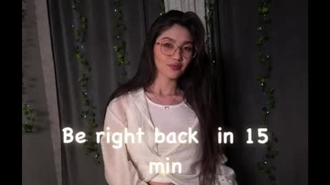 iris on cam online show from October 15, 7:49 pm