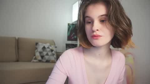 iris_pure online show from September 10, 6:41 pm