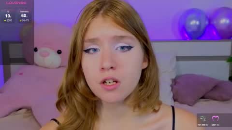 Snapshot of iris_rain chatting on September 9, 1:33 pm Iris online show from September 9, 1:33 pm