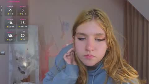 Snapshot of iris_rain chatting on October 26, 12:11 pm Iris online show from October 26, 12:11 pm