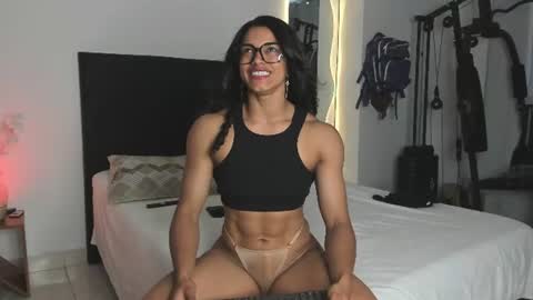 irismuscle online show from July 14, 5:50 pm