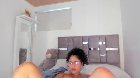 iris online show from January 13, 4:00 pm