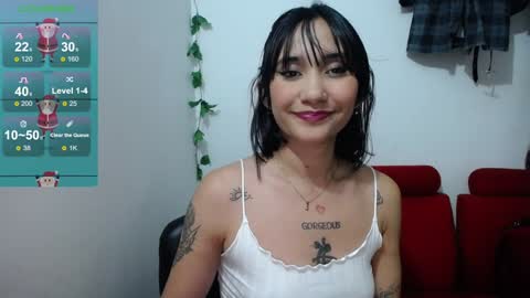 Snapshot of isa_bella___ chatting on December 18, 2:53 am Isa online show from December 18, 2:53 am