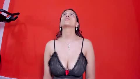 Isabella online show from January 30, 11:55 am