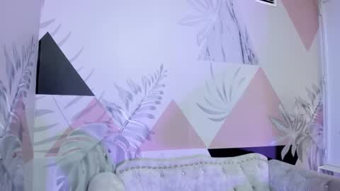    online show from March 8, 10:19 am