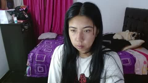 Snapshot of isa_mey chatting on November 1, 2:05 am Isa online show from November 1, 2:05 am