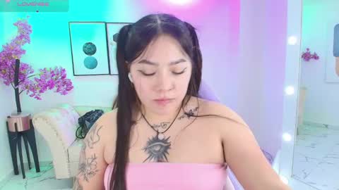 Snapshot of isa_reel chatting on September 18, 10:08 pm ISA online show from September 18, 10:08 pm