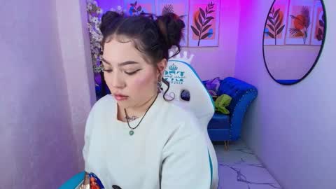 Snapshot of isa_reel chatting on October 10, 8:14 pm ISA online show from October 10, 8:14 pm