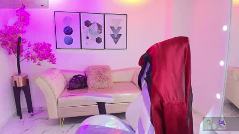 Snapshot of isa_reel chatting on September 30, 7:52 pm ISA online show from September 30, 7:52 pm