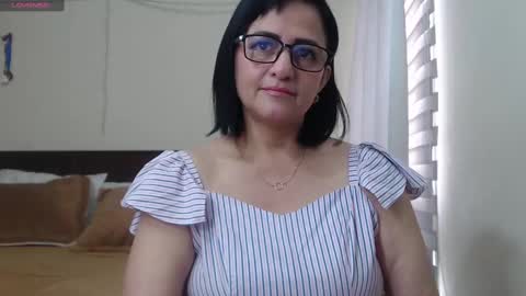 Isabeel Sofia online show from February 28, 2:09 pm