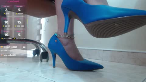 Isabeel Sofia online show from October 14, 1:57 pm