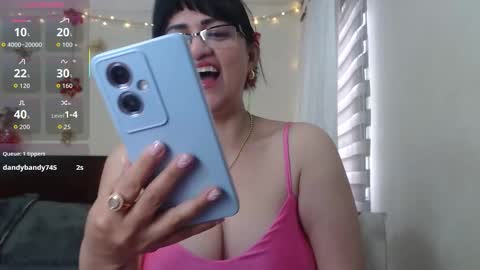 Isabeel Sofia online show from October 1, 12:32 pm