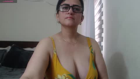 Isabeel Sofia online show from January 24, 8:53 pm