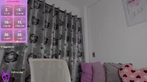 isabela duran online show from September 28, 2:40 am