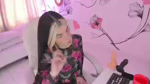 isabela_fiorelli online show from September 20, 2:26 pm