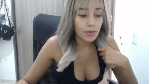 Isabela online show from March 5, 3:51 pm