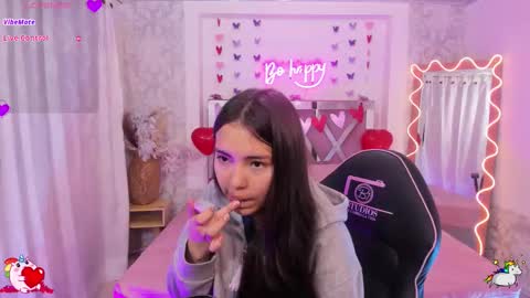 ISABELA  online show from February 23, 11:31 am