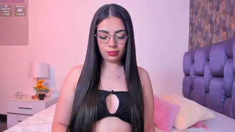 Snapshot of isabelaangell chatting on March 4, 11:22 pm Isabela Angell online show from March 4, 11:22 pm