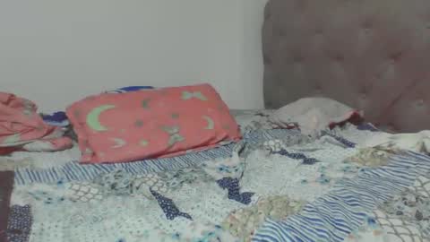 isabella online show from February 16, 2:22 am