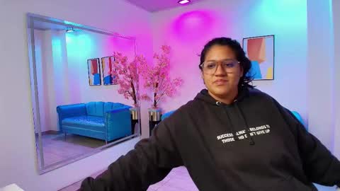 Isabella online show from September 10, 3:39 am