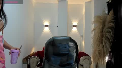 Isabella online show from July 28, 7:39 pm