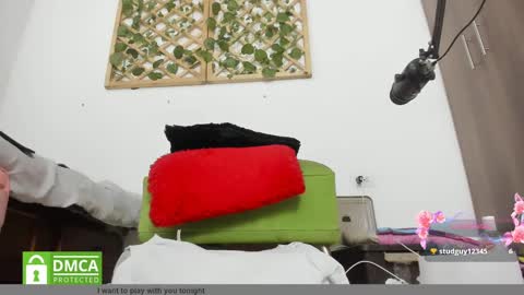 Snapshot of isabella_sweett_ chatting on March 12, 8:20 pm Isabella online show from March 12, 8:20 pm