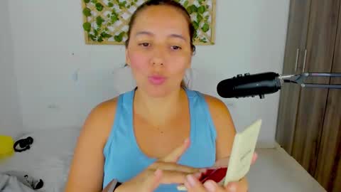 Isabella online show from February 26, 2:54 am