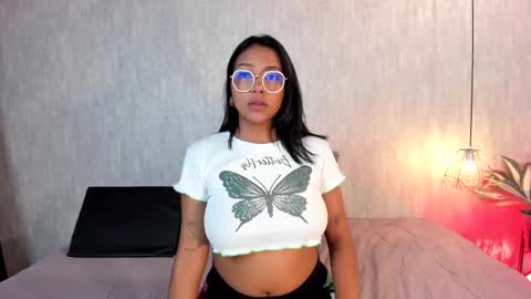 isabella zc online show from January 8, 11:32 am