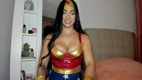 Snapshot of isabellabeker_ chatting on October 31, 9:35 am ISABEL online show from October 31, 9:35 am